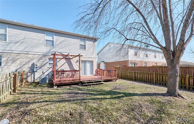 1001 Cool Valley Drive A, Belleville, IL 62220