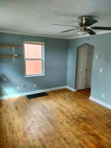 4362 Coleridge St, Stanton Heights, PA 15201