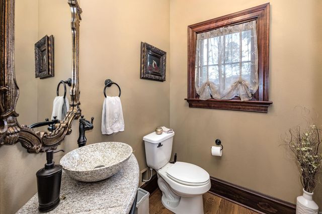 6916 Westridge Road, Roland, AR 72135