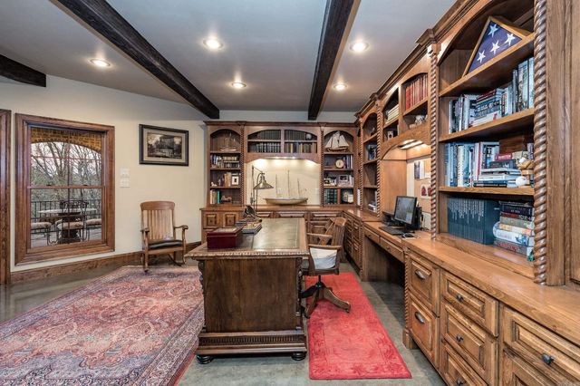 6916 Westridge Road, Roland, AR 72135