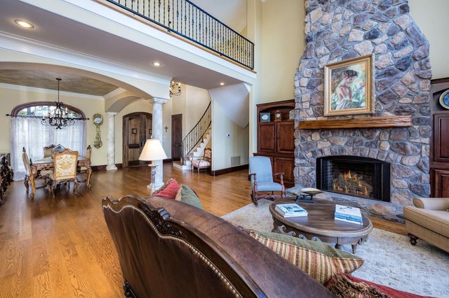 6916 Westridge Road, Roland, AR 72135