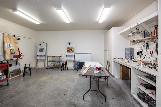 6916 Westridge Road, Roland, AR 72135