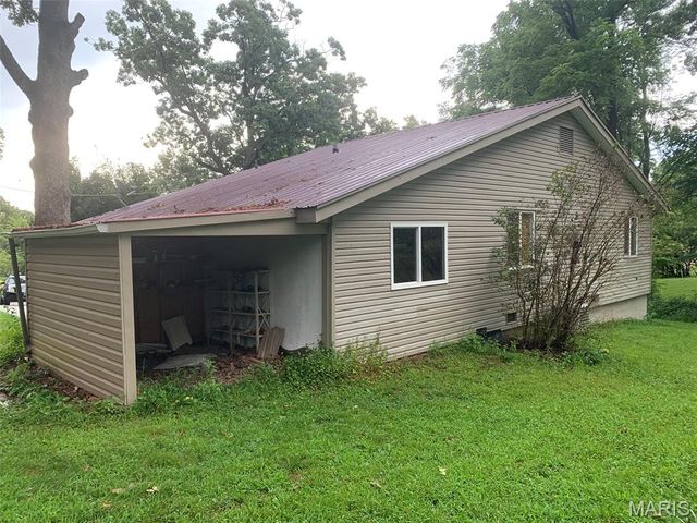 431 Westlake Drive, St Clair, MO 63077