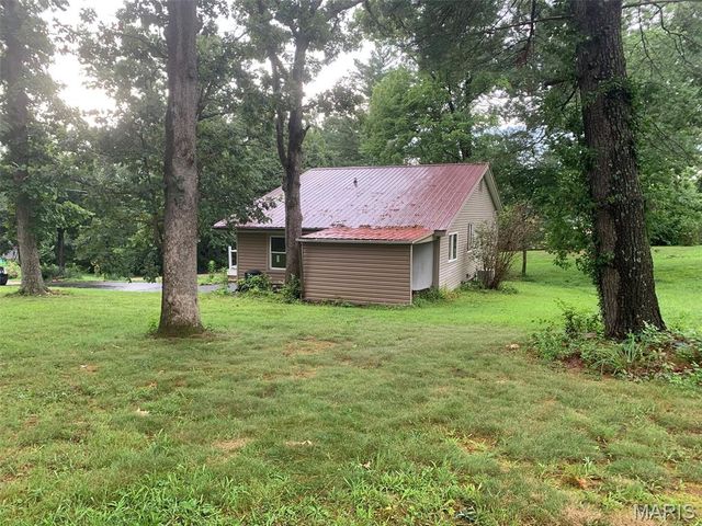 431 Westlake Drive, St Clair, MO 63077