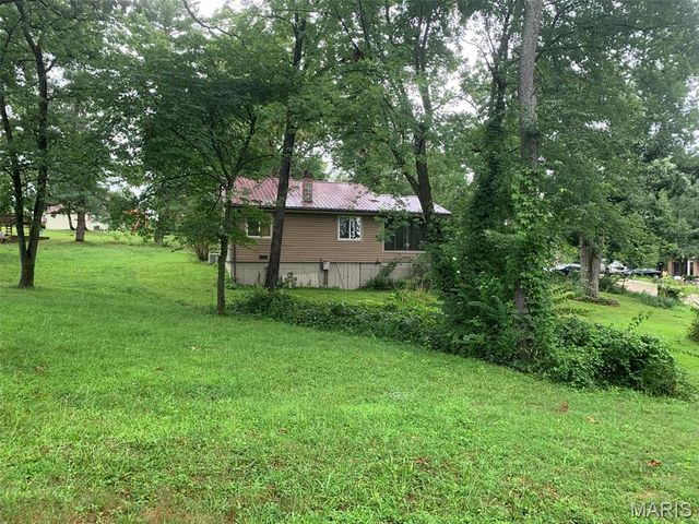 431 Westlake Drive, St Clair, MO 63077