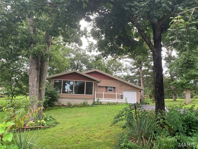 431 Westlake Drive, St Clair, MO 63077