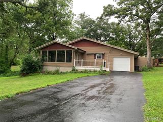 431 Westlake Drive, St Clair, MO 63077
