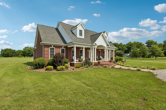 4294 Trousdale Ln, Columbia, TN 38401