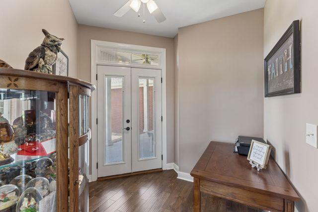 4294 Trousdale Ln, Columbia, TN 38401