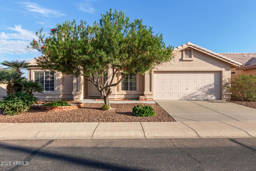 Image 1 of property listing at 1221 S BRIDGER Drive, Chandler, AZ 85286