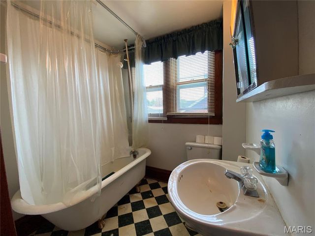 217 W 6th Street, Hermann, MO 65041