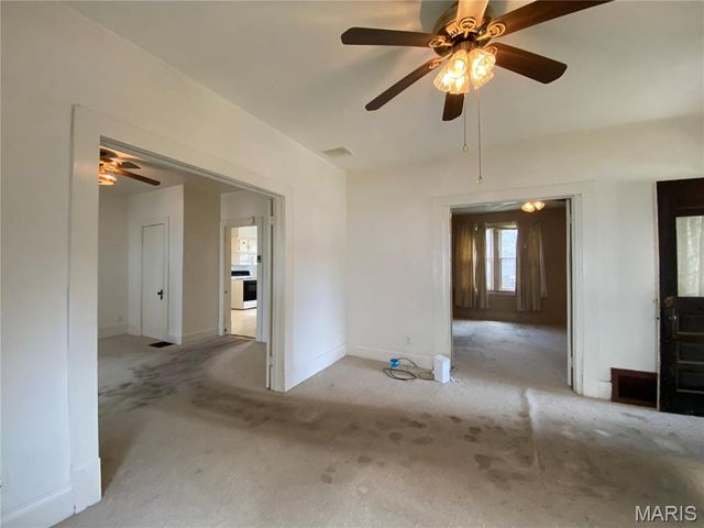 217 W 6th Street, Hermann, MO 65041