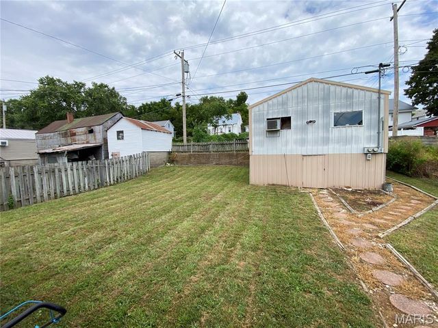 217 W 6th Street, Hermann, MO 65041