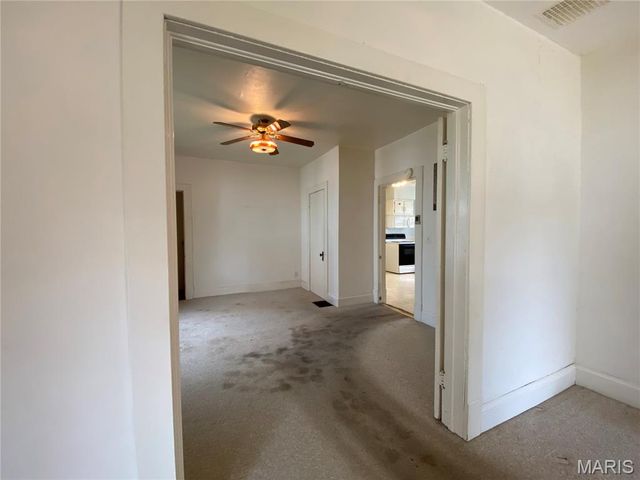 217 W 6th Street, Hermann, MO 65041