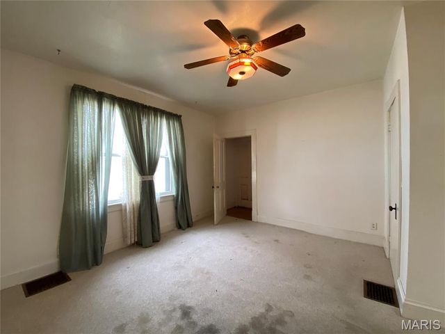 217 W 6th Street, Hermann, MO 65041