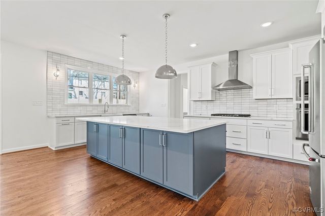 4912 Singing Bird Dr, Moseley, VA 23120