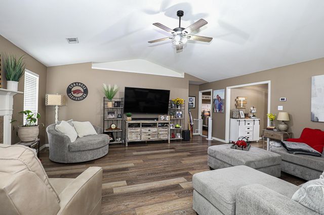704 SHEFFIELD Drive, Bryant, AR 72022