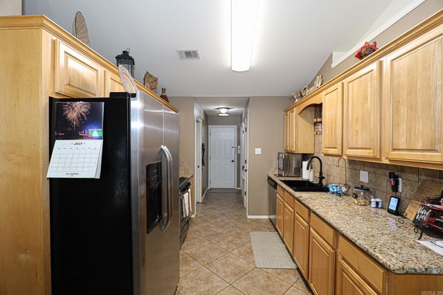704 SHEFFIELD Drive, Bryant, AR 72022