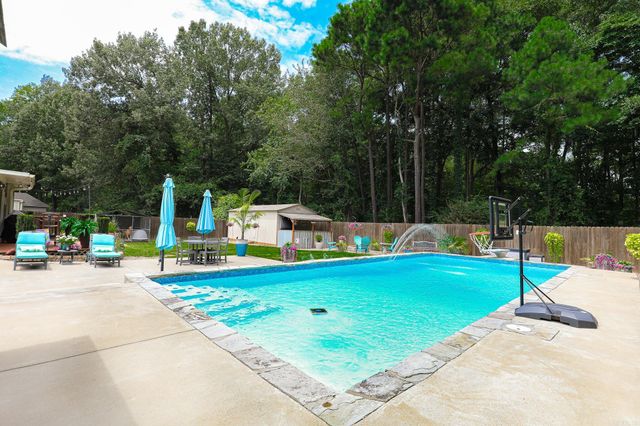704 SHEFFIELD Drive, Bryant, AR 72022