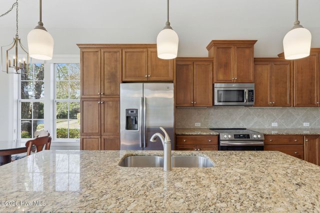 4190 Ashfield Place, Southport, NC 28461