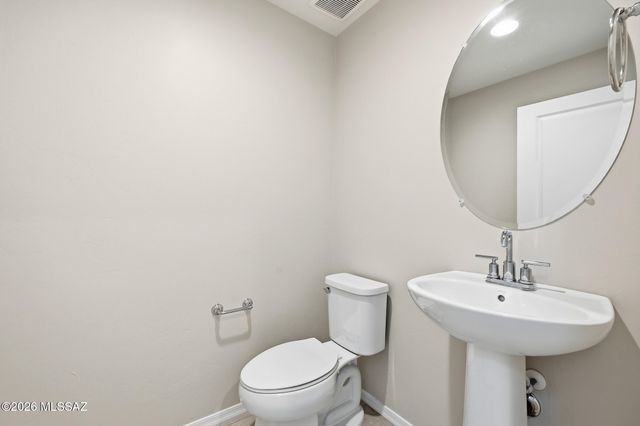 14035 E Red Pine Place, Vail, AZ 85641