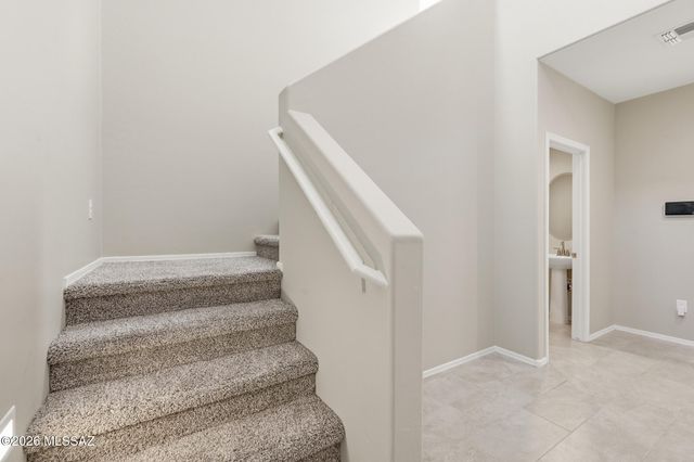 14035 E Red Pine Place, Vail, AZ 85641