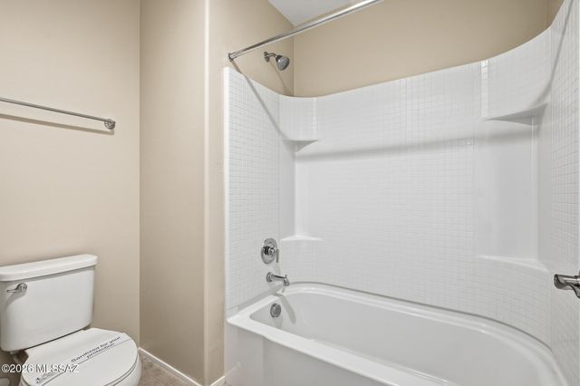 14035 E Red Pine Place, Vail, AZ 85641