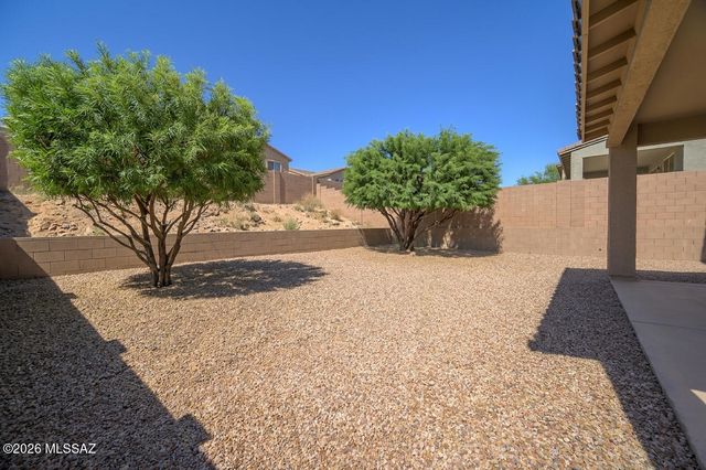 14035 E Red Pine Place, Vail, AZ 85641