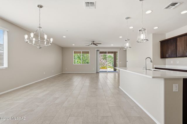 14035 E Red Pine Place, Vail, AZ 85641