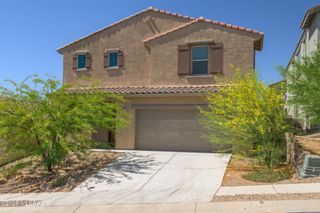 14035 E Red Pine Place, Vail, AZ 85641