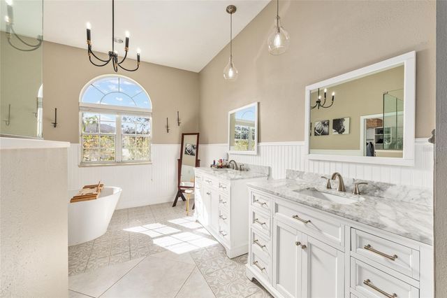 2411 SE 27TH STREET, Ocala, FL 34471