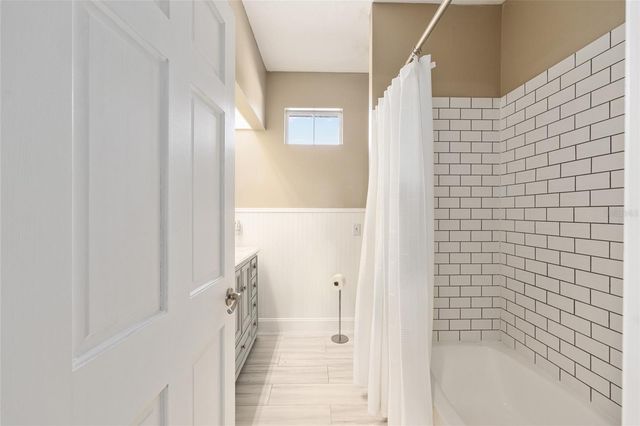 2411 SE 27TH STREET, Ocala, FL 34471