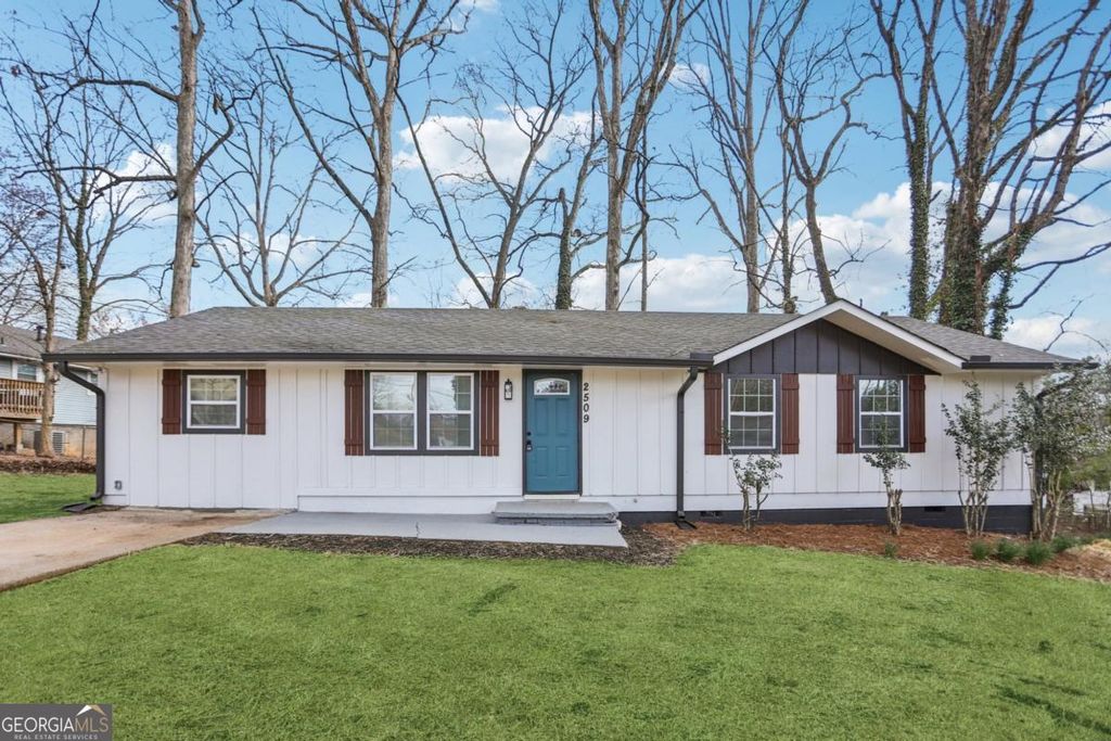 2509 Bonita Court, Morrow, GA 30260