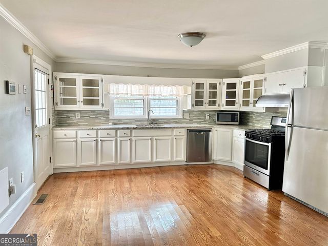 1596 Mercer Avenue, College Park, GA 30337