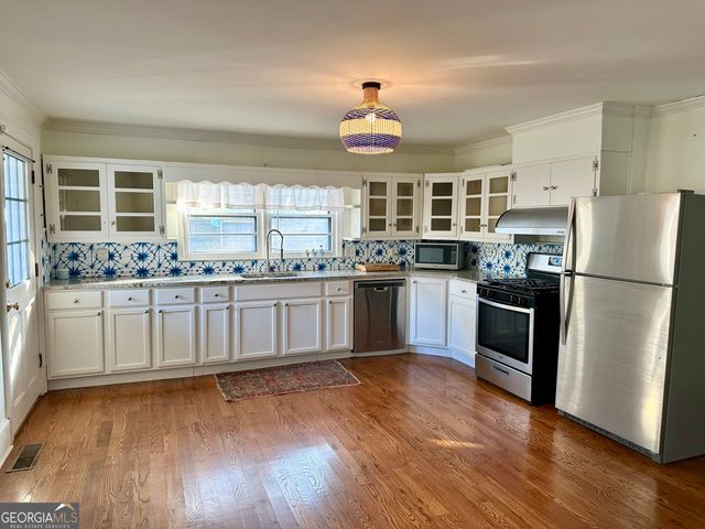 1596 Mercer Avenue, College Park, GA 30337