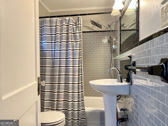 1596 Mercer Avenue, College Park, GA 30337