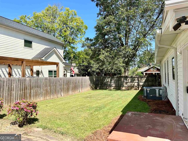 1596 Mercer Avenue, College Park, GA 30337