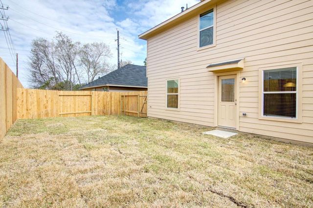 2435 Gibbs Bend Court, Houston, TX 77073