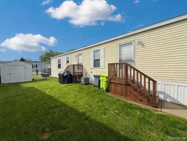 1576 Ocher St., Novi, MI 48374