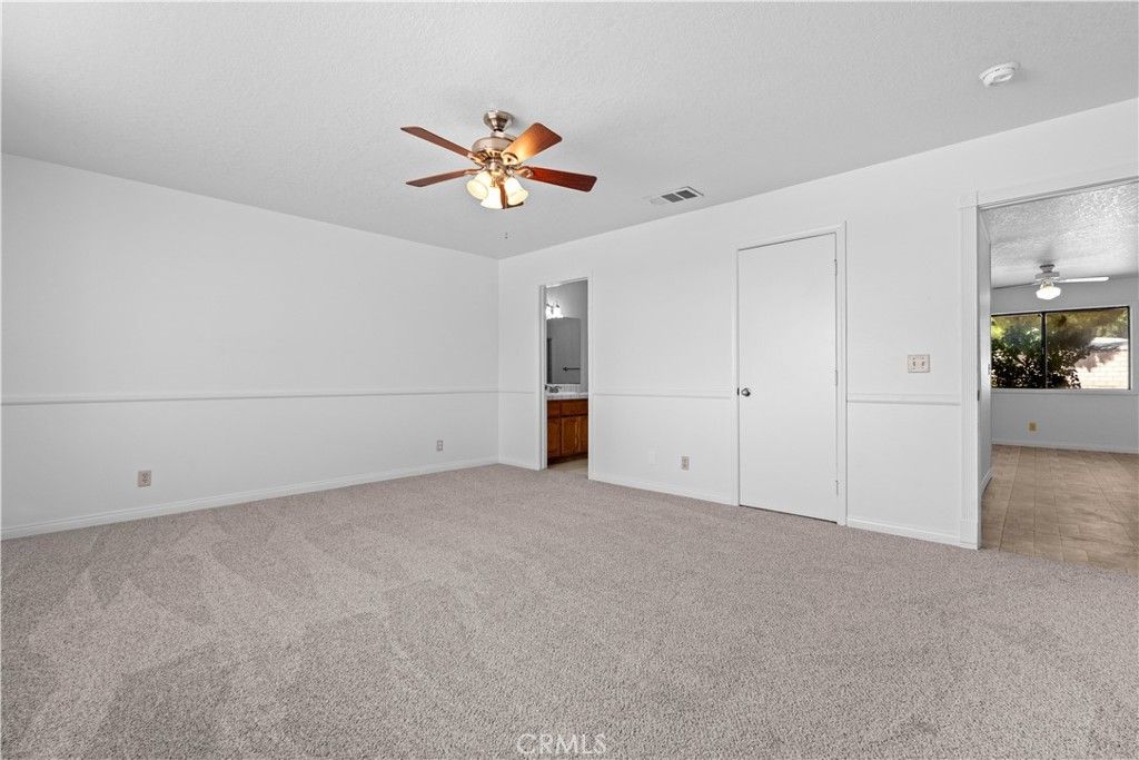 Image 18 of property listing at 4467 Valle Vista Court, Phelan, CA 92371