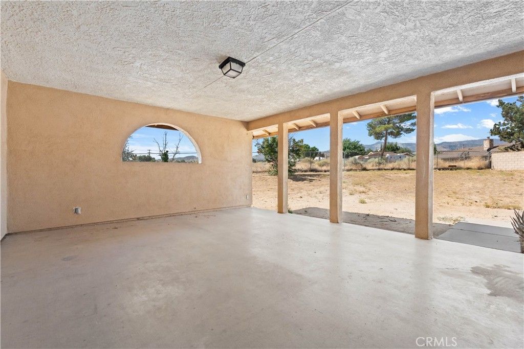 Image 26 of property listing at 4467 Valle Vista Court, Phelan, CA 92371