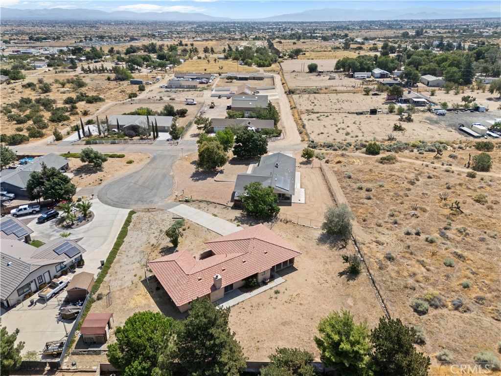 Image 36 of property listing at 4467 Valle Vista Court, Phelan, CA 92371