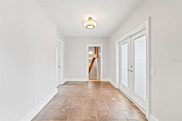 205 GARDEN CIRCLE N, Dunedin, FL 34698