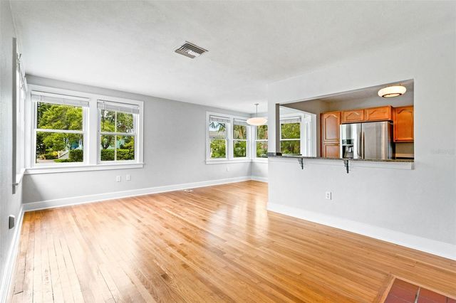 205 GARDEN CIRCLE N, Dunedin, FL 34698