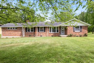511 Catalina Dr, Nashville, TN 37217