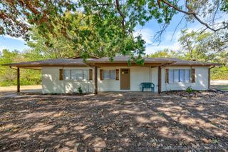 1719 SE Hilltop Drive, Bartlesville, OK 74006