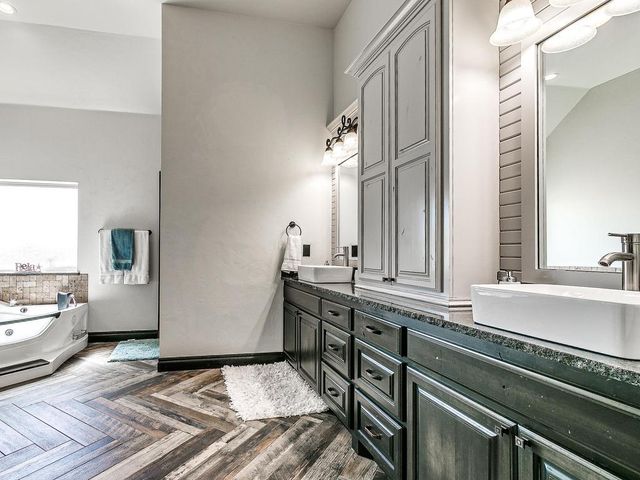 6580 NW 234th Street, Edmond, OK 73025