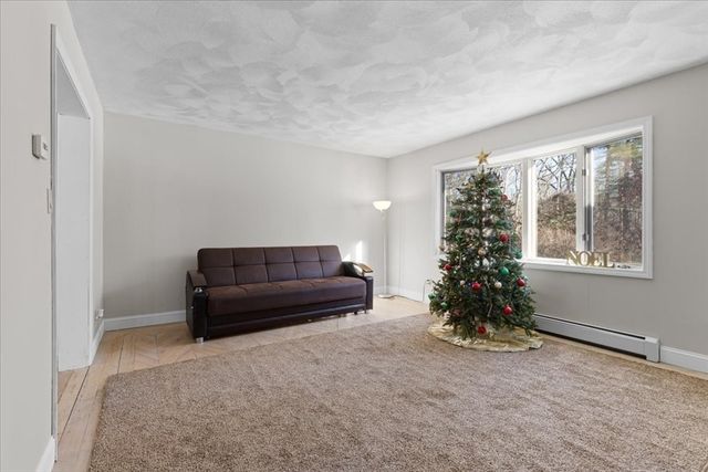 10 Hazelwood Ct, Attleboro, MA 02703