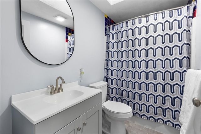 10 Hazelwood Ct, Attleboro, MA 02703