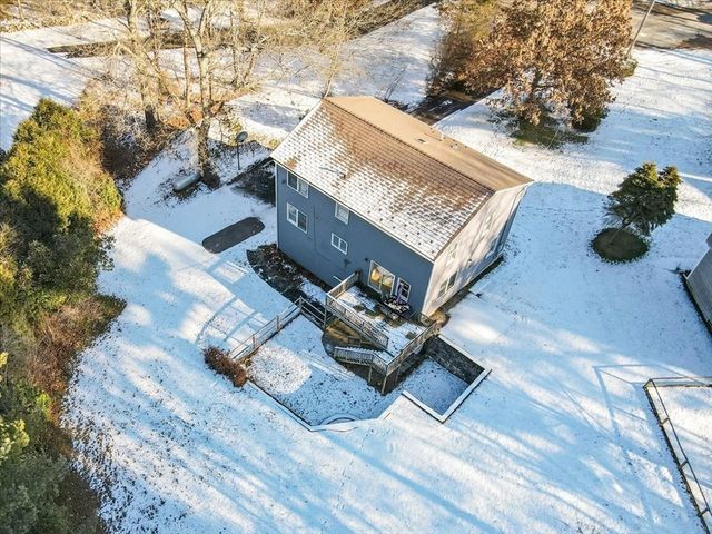 10 Hazelwood Ct, Attleboro, MA 02703